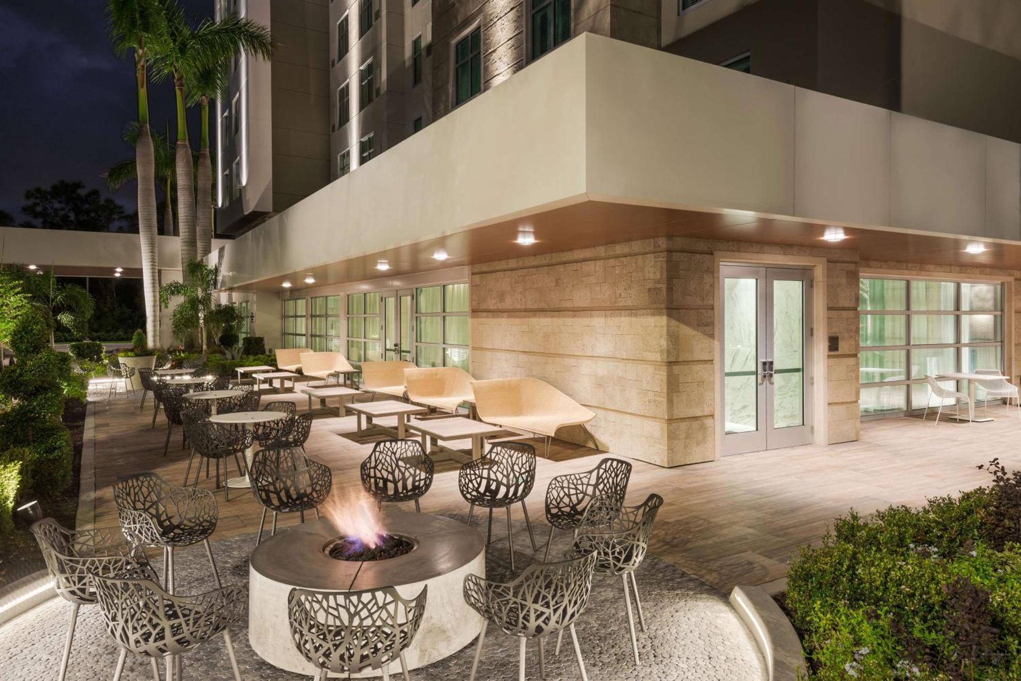 Homewood Suites By Hilton Sarasota-Lakewood Ranch The Meadows Экстерьер фото